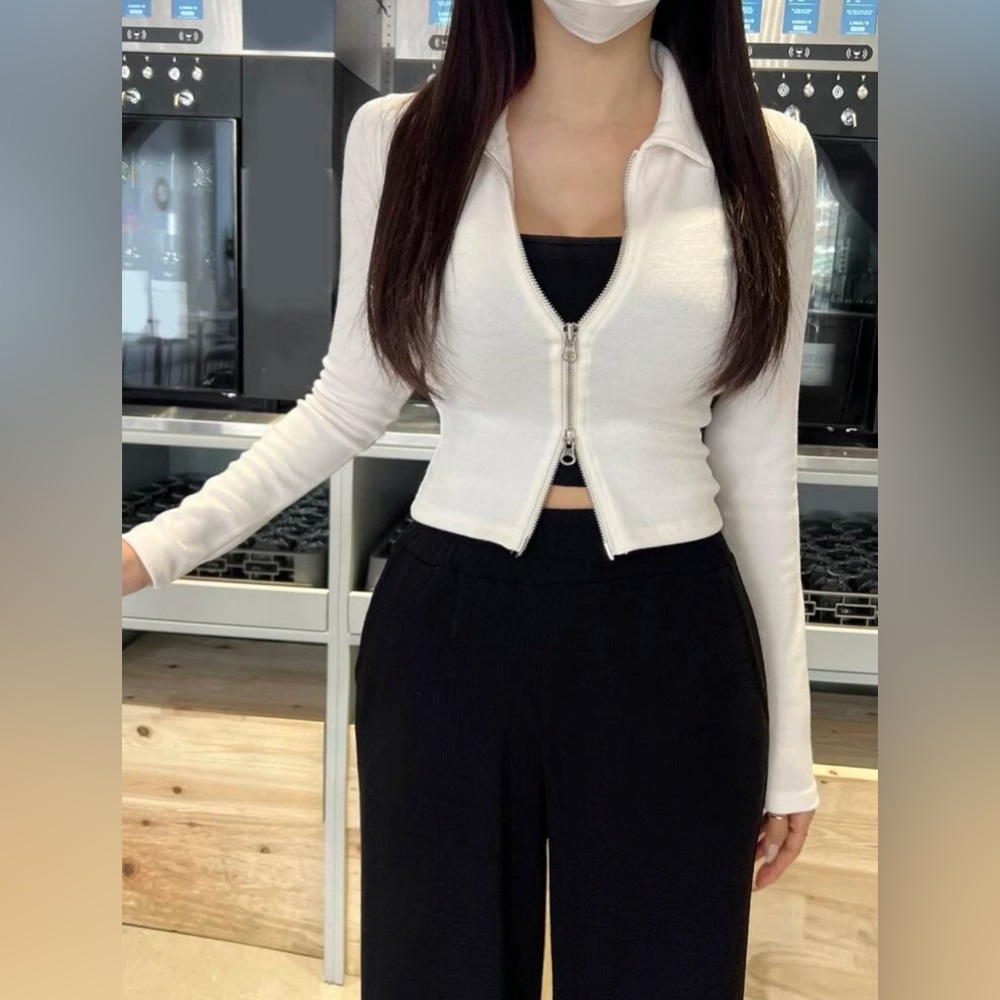 DAZY - White Collared Solid Two-Way Zip Long Sleeve Top